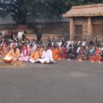 ମହିଳାଙ୍କ ହତ୍ୟାକୁ ନେଇ ମୁହାଁମୁହିଁ ହେଲେ ଦୁଇ ଗାଁର ଲୋକେ