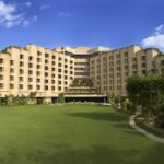 ବିମାନ ସେବା ପ୍ରଭାବିତ, ଦିଲ୍ଲୀରୁ ମୁମ୍ବାଇ ଯାତ୍ରା ପାଇଁ ଦେବାକୁ ପଡ଼ୁଛି ଡବଲ୍ ଭଡ଼ା