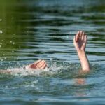 ଘରୋଇ ସ୍କୁଲ ପରିସରରେ ଆମ୍ବ ଗଛରୁ ପଡ଼ି ଚାଲିଗଲା ଛାତ୍ରଙ୍କ ଜୀବନ