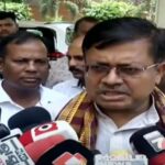 ଅଶୋକ ସ୍ତମ୍ଭକୁ ଘେରି ରହିଥିବା ହୋର୍ଡିଂ ହଟାଇଲା ବିଏମସି