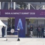 ହୋର୍ଡିଂ ପଡ଼ି ଚାଲିଗଲା ସମାଜବାଦୀ ପାର୍ଟିର ନେତାଙ୍କ ଜୀବନ