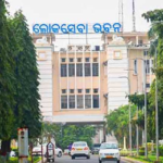 ବଢୁଛି ହୀରାକୁଦ ଜଳଭଣ୍ଡାରରେ ଜଳସ୍ତର: ଖୋଲିଲା ଆଉ ୪ଟି ଗେଟ୍, ୨୮ଗେଟ୍ ଦେଇ ବନ୍ୟାଜଳ ନିଷ୍କାସନ